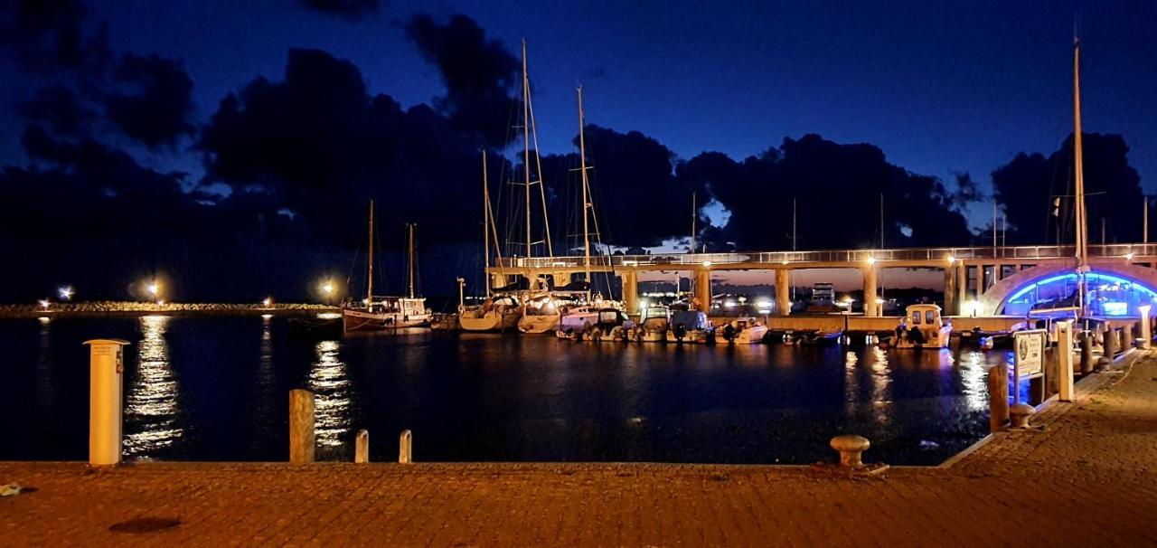 Ferienhaus Kaleo Wiek auf Rügen Kültér fotó